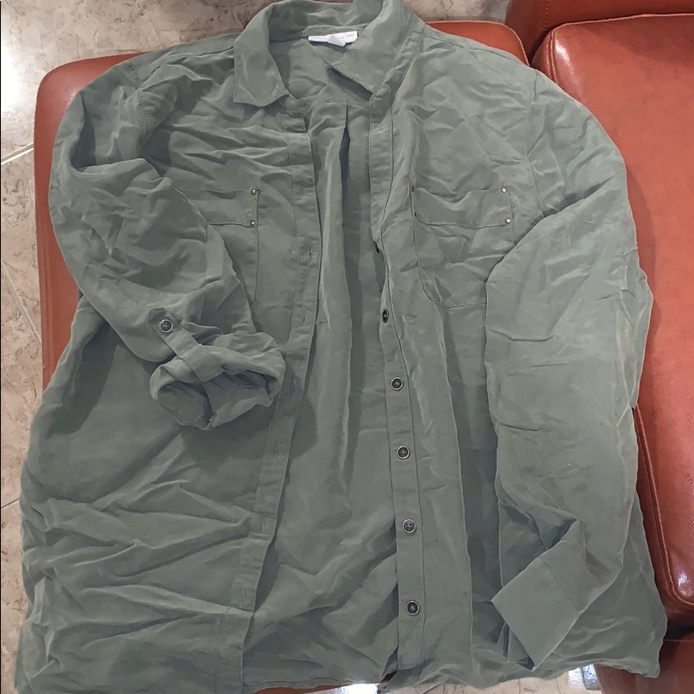 Button up blouse/over shirt